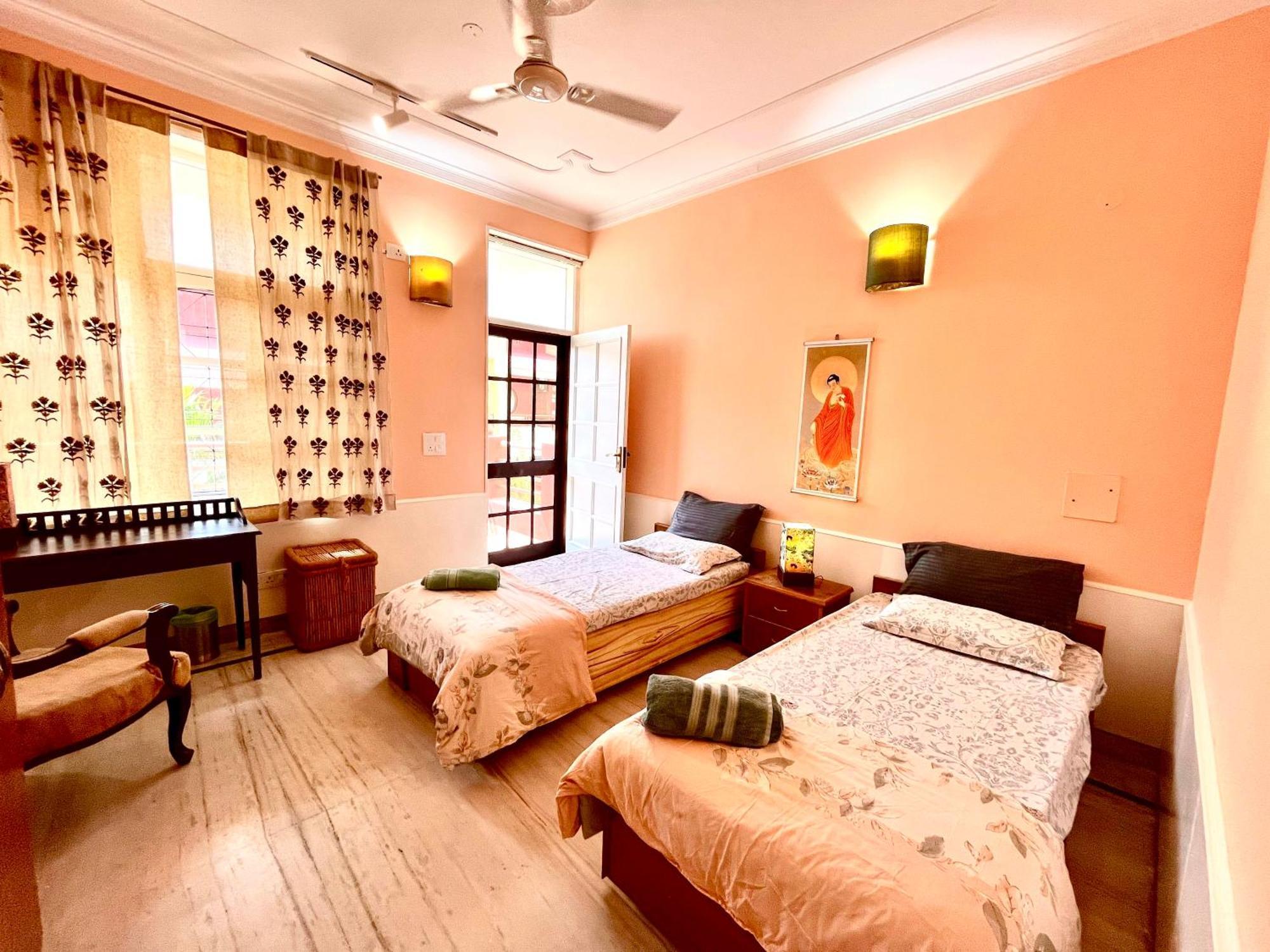 Ganga Vatika Boutique Hotel, Risikés Kültér fotó