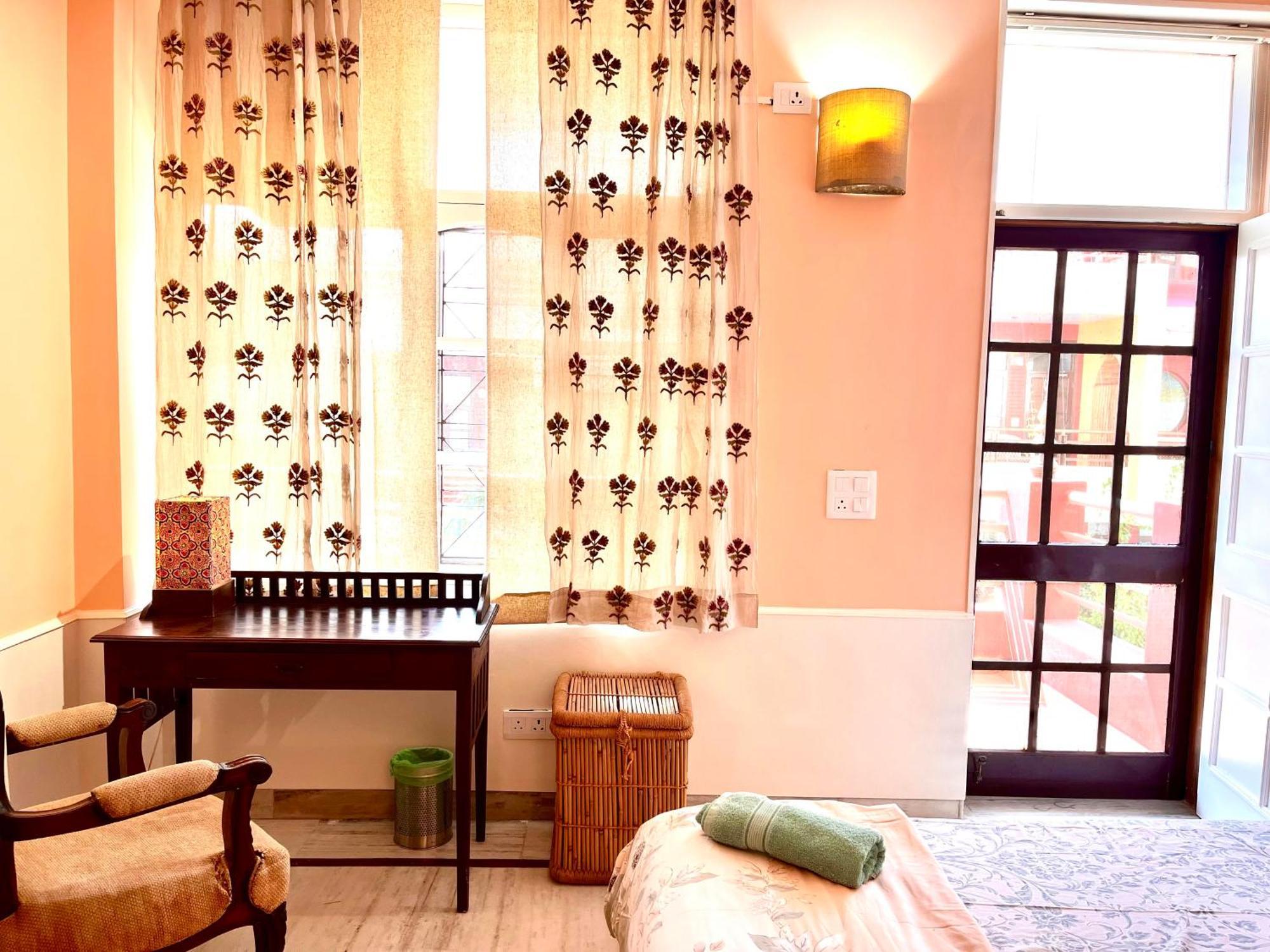 Ganga Vatika Boutique Hotel, Risikés Kültér fotó