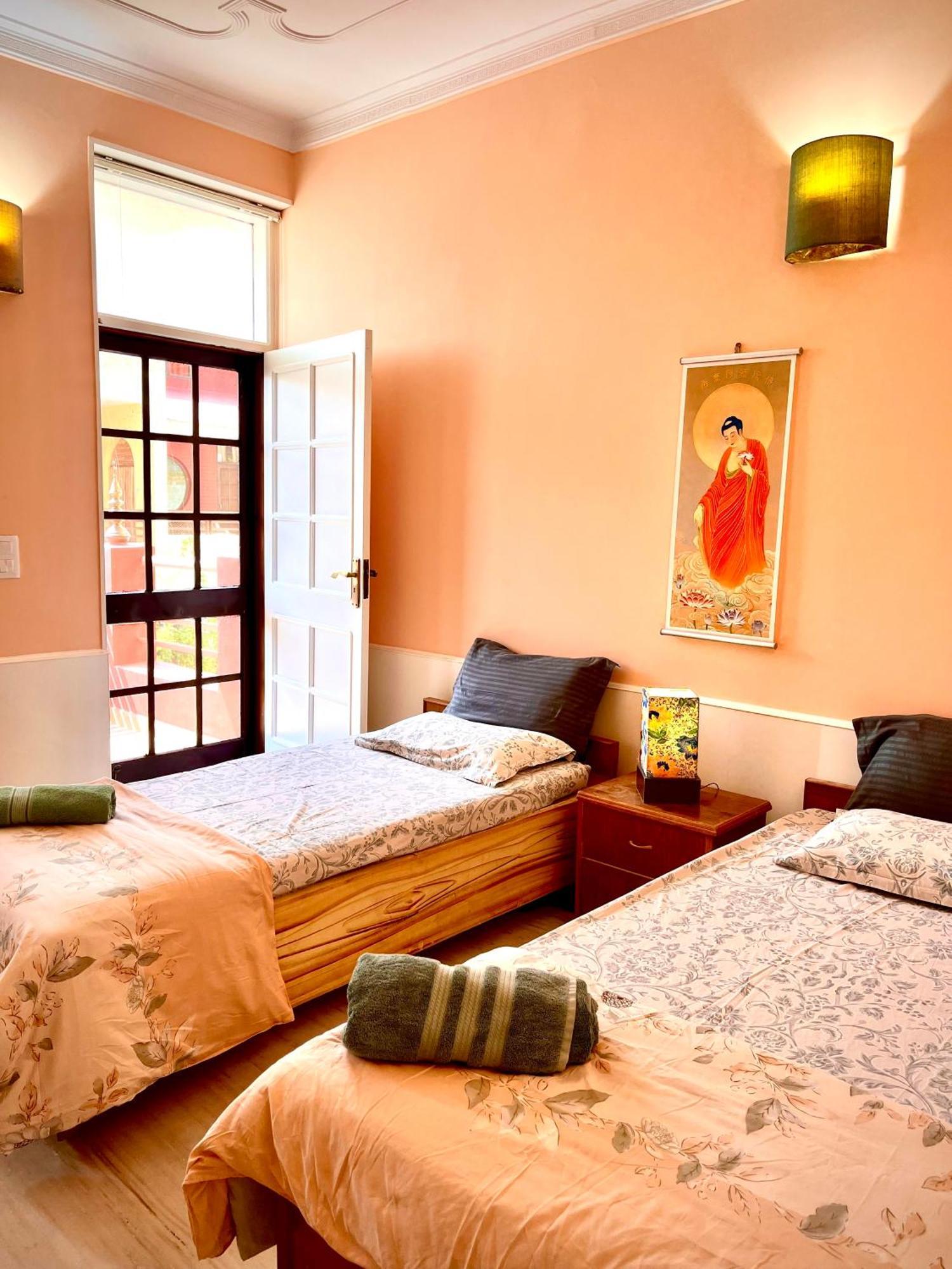 Ganga Vatika Boutique Hotel, Risikés Kültér fotó